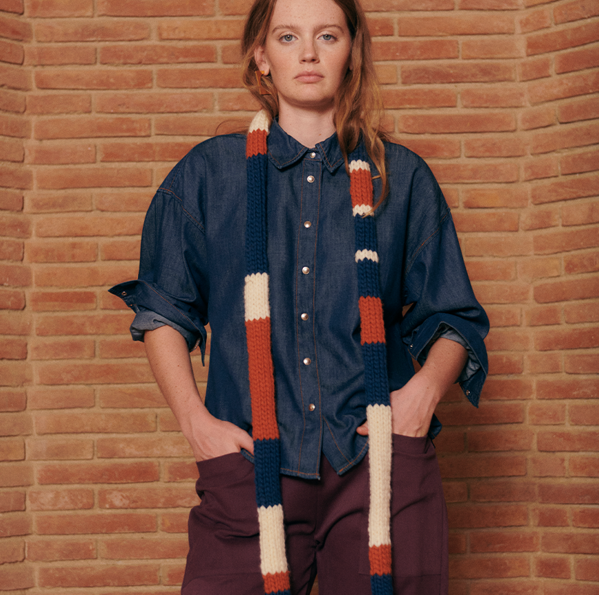 KNITTING KIT TO MAKE THE ILMA COLOUR BLOCK SCARF ECRU RUST NAVY