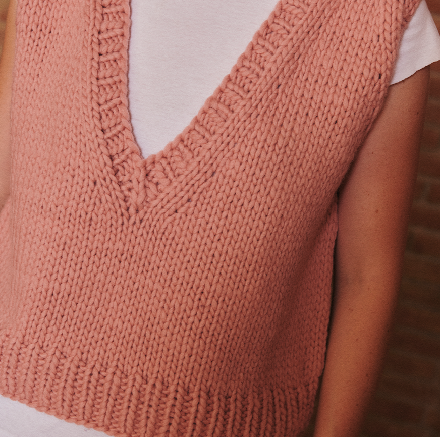 KIT PER LAVORARE A MAGLIA GILET NARA ROSA