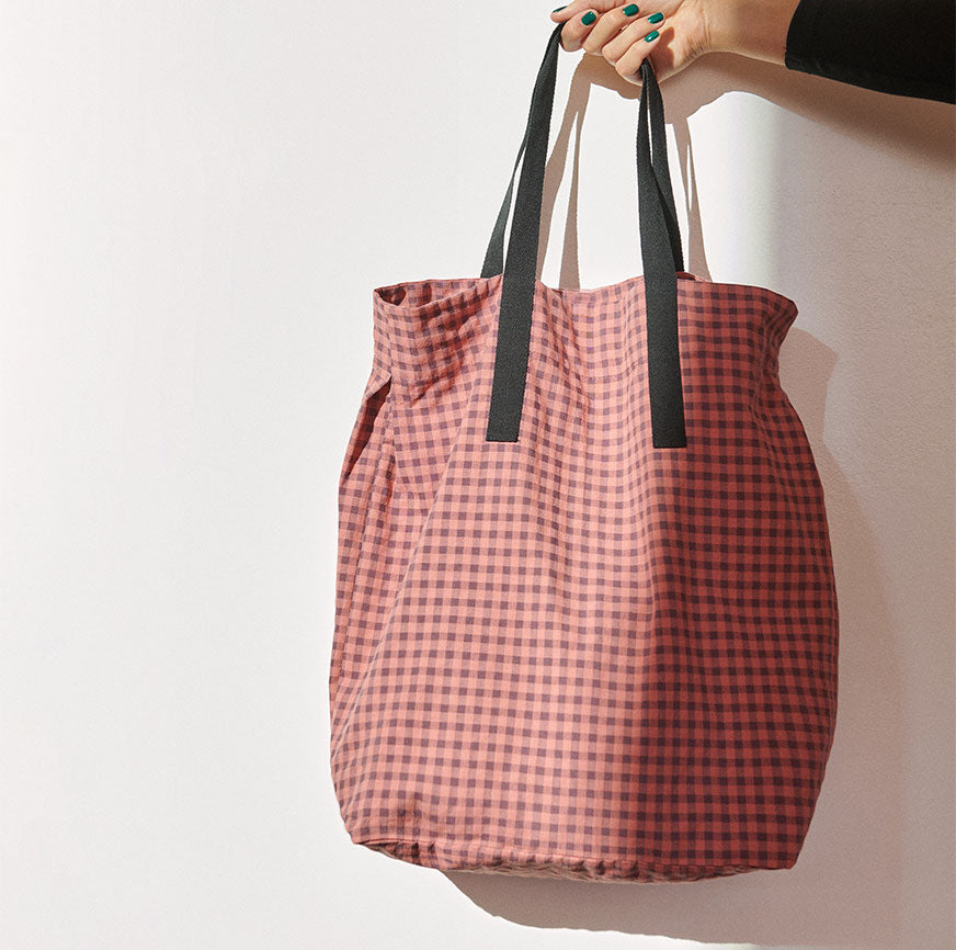LOLA VICHY PINK AND GRAY TOTE BAG SEWING KIT