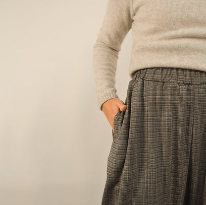 KIT DA CUCITO LENA PANTALONI NERI A QUADRI