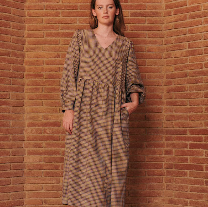 KIT DE COUTURE ROBE LUNA OATMEAL À CARREAUX BLEUS FINS