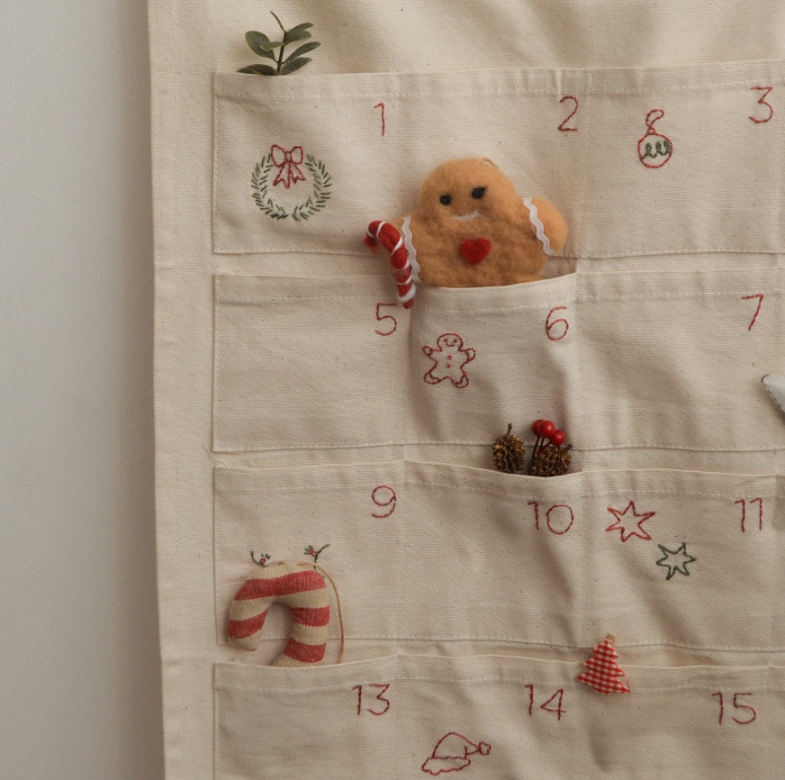 KIT DE COUTURE ET BRODERIE CALENDRIER DE L&