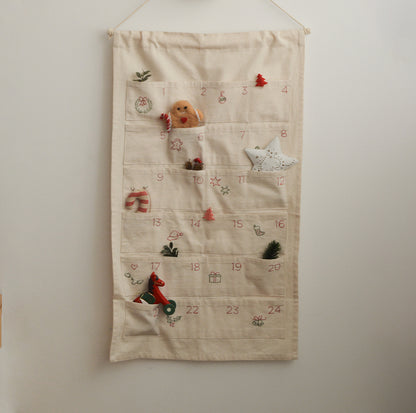 KIT DE COUTURE ET BRODERIE CALENDRIER DE L&