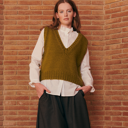 KIT PER LAVORARE A MAGLIA GILET NARA VERDE