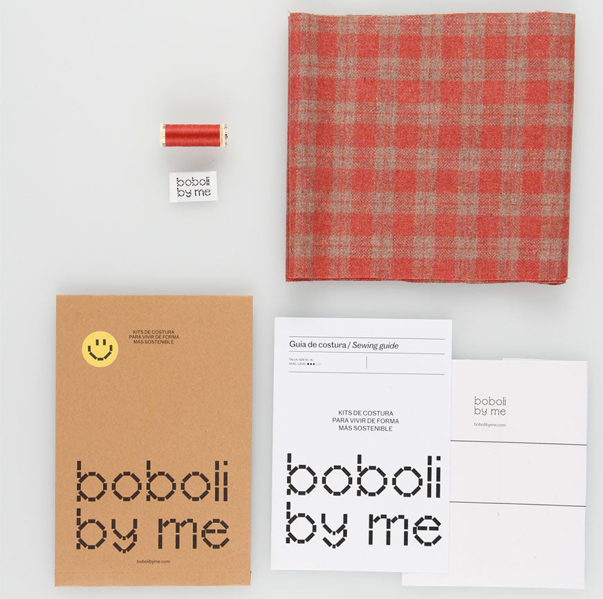 KIT DI CUCITO SALOPETTE MAIA QUADRETTI ARANCIONI